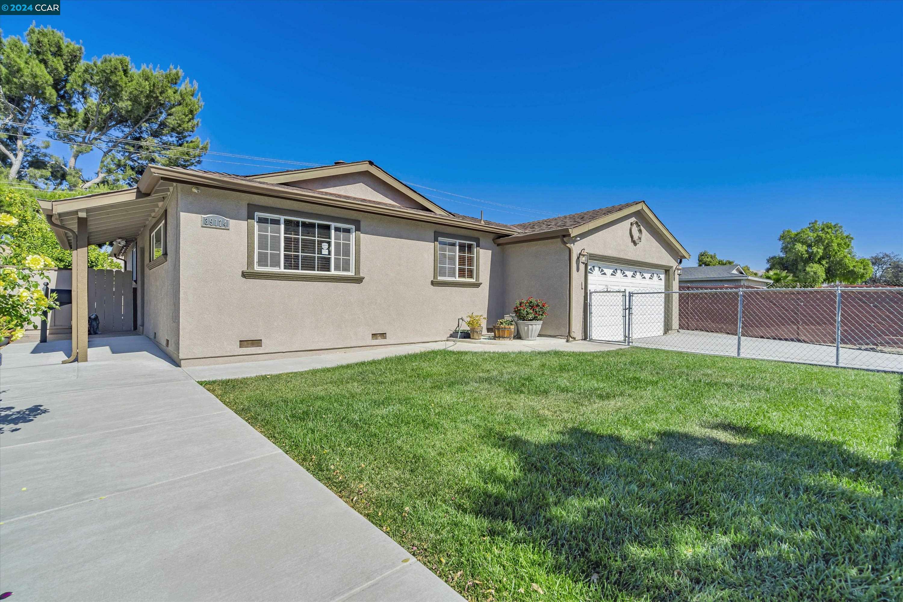 Property Photo:  39174 Blacow Rd  CA 94538 