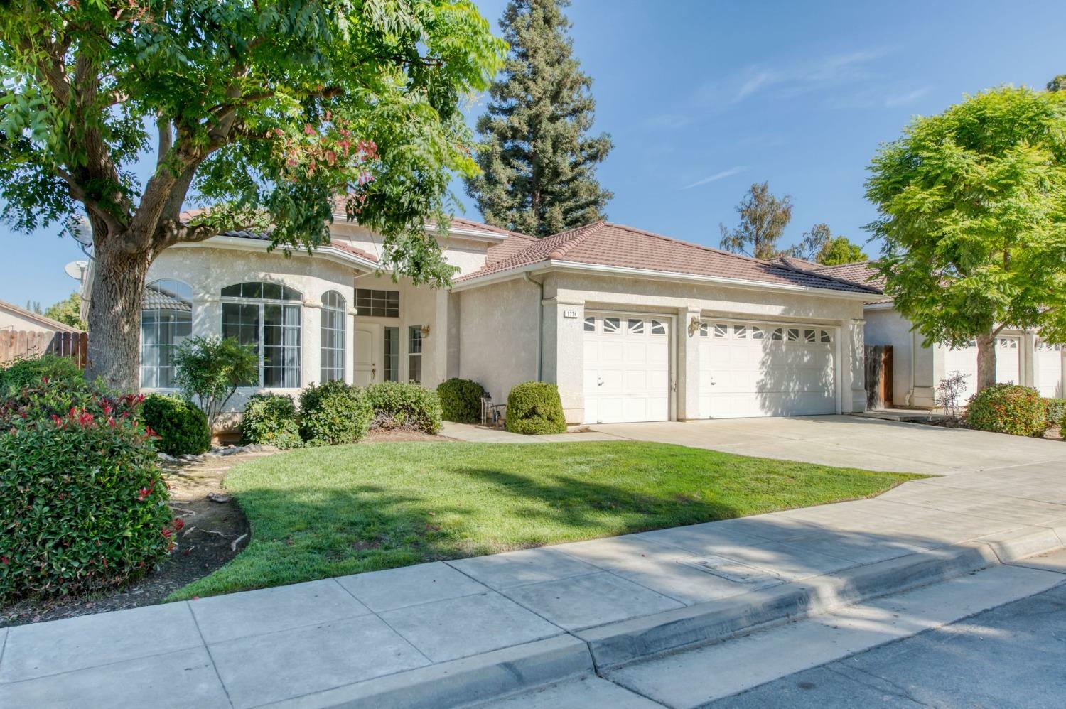 Property Photo:  1774 E Ticonderoga Drive  CA 93720 