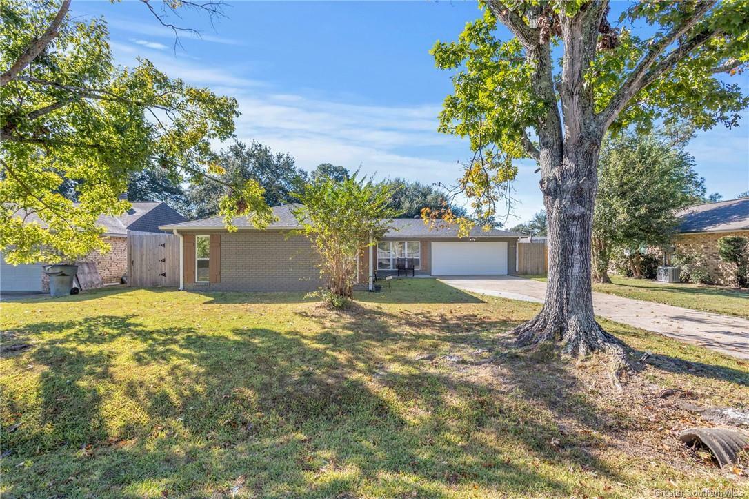 Property Photo:  1419 S Meadow Lane  LA 70605 