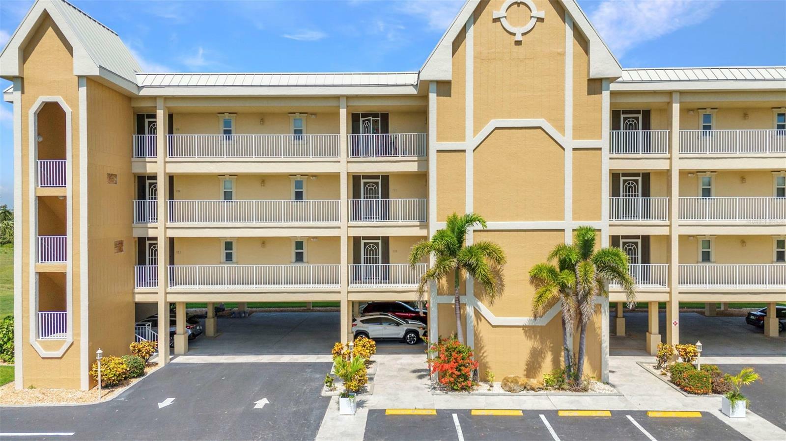 Property Photo: 101 N Marion Court 122 FL 33950