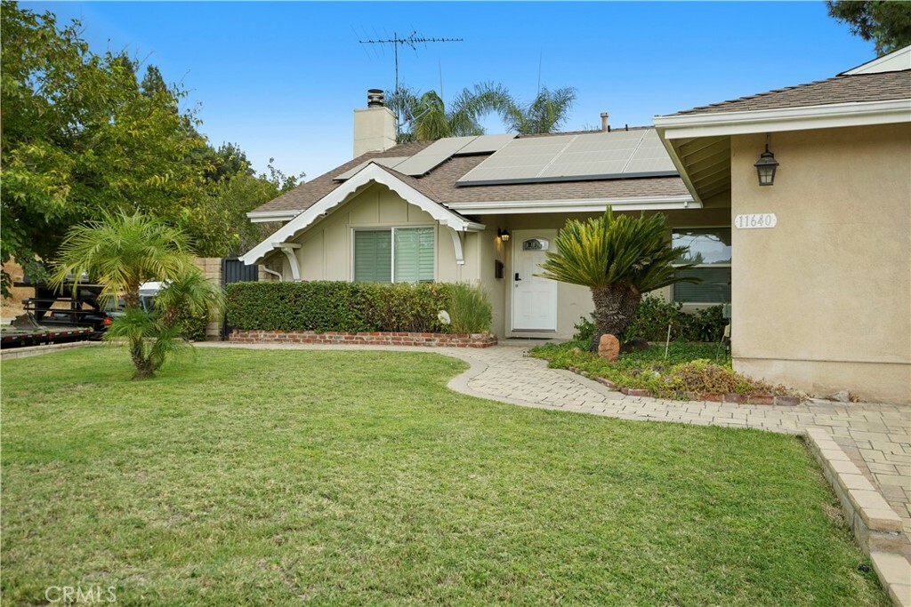 Property Photo:  11640 Gothic Avenue  CA 91344 