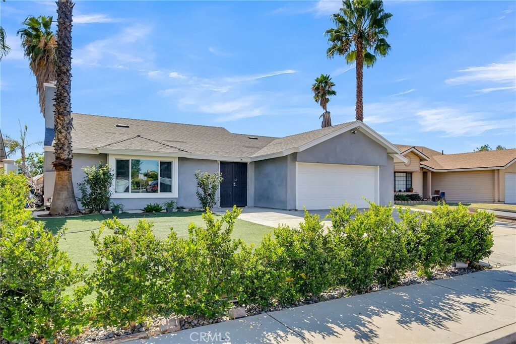 Property Photo:  25887 Harriet Avenue  CA 92551 