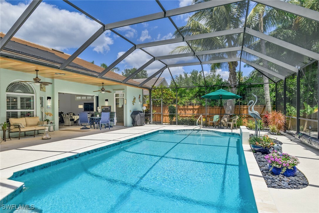 Property Photo:  1510 Northgate Drive  FL 34105 