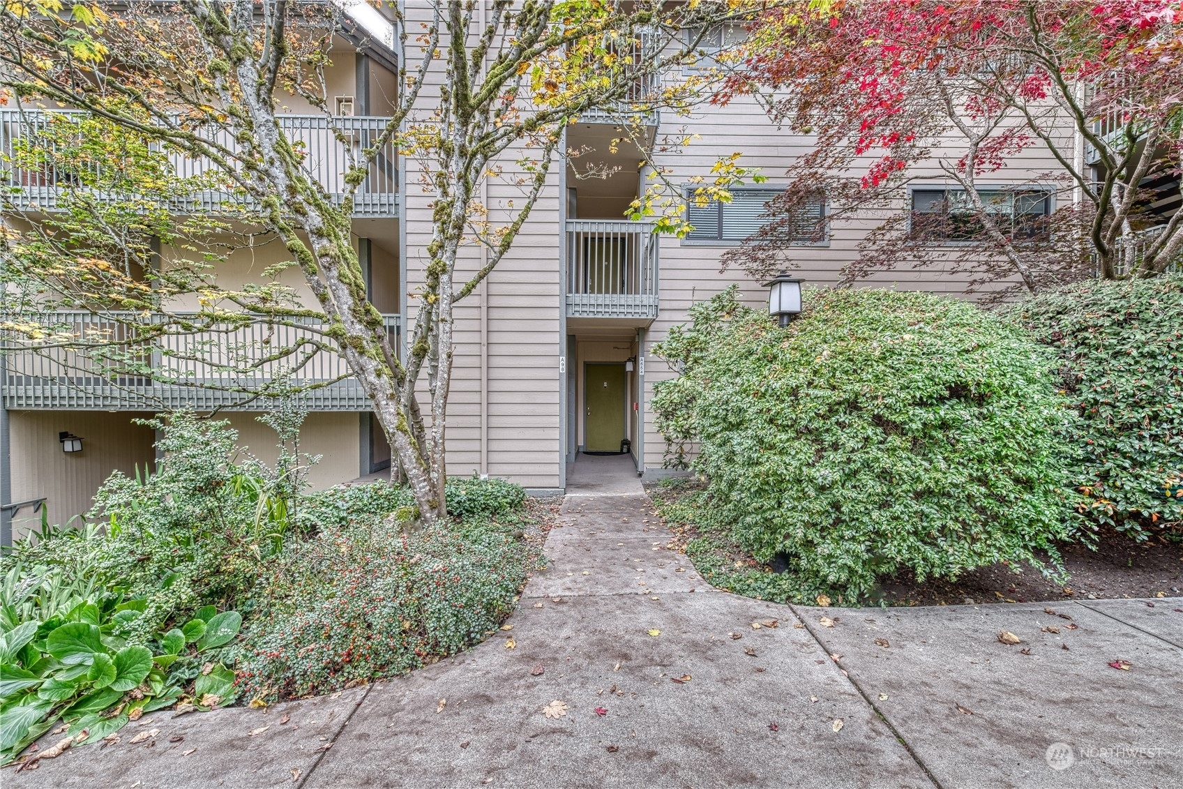 Property Photo:  350 Grow Avenue NW A-4  WA 98110 