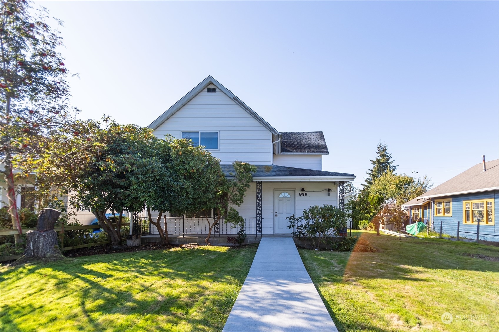 Property Photo:  959 Blaine Avenue  WA 98230 