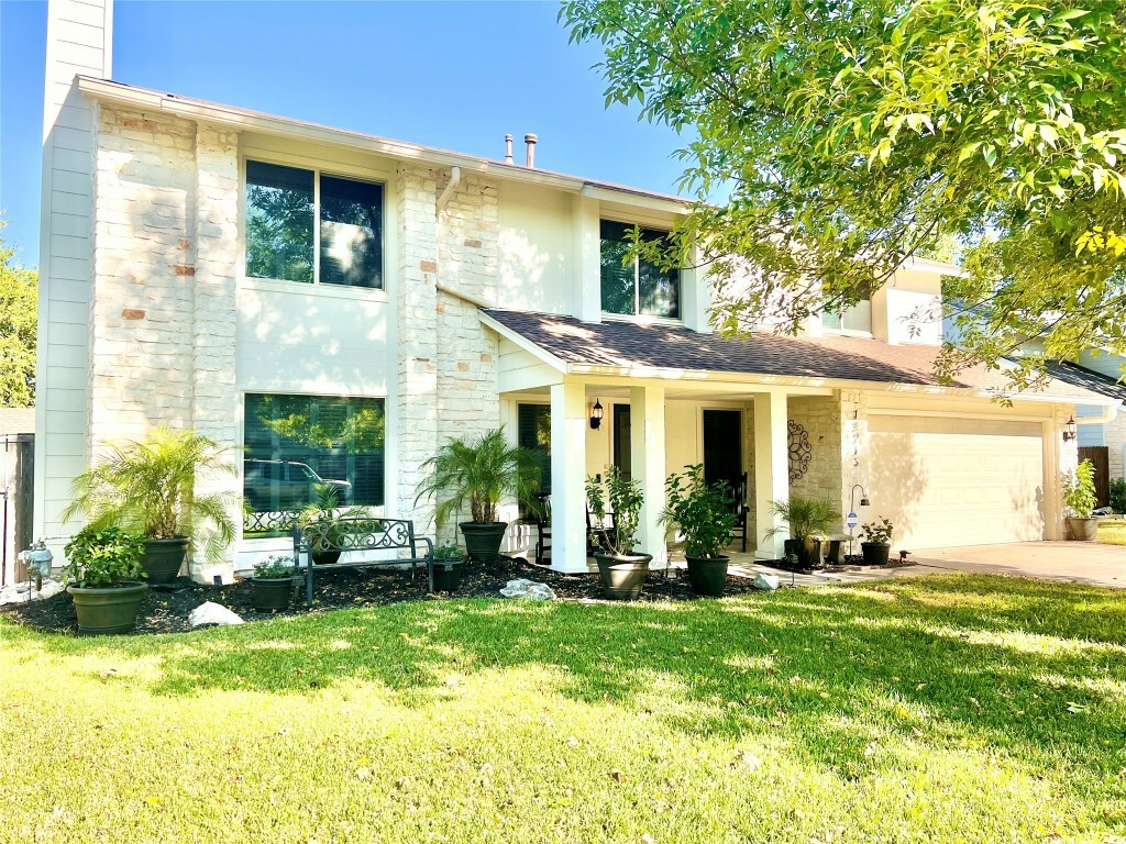 Property Photo: 13213 Briar Hollow Drive TX 78729