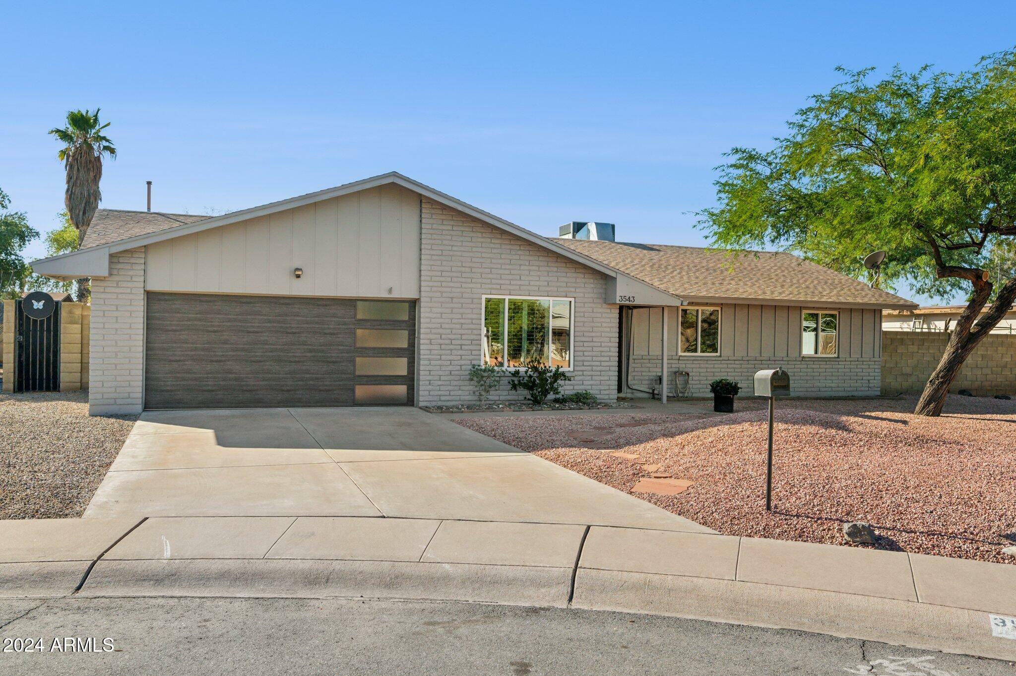 Property Photo:  3543 W Mescal Street  AZ 85029 