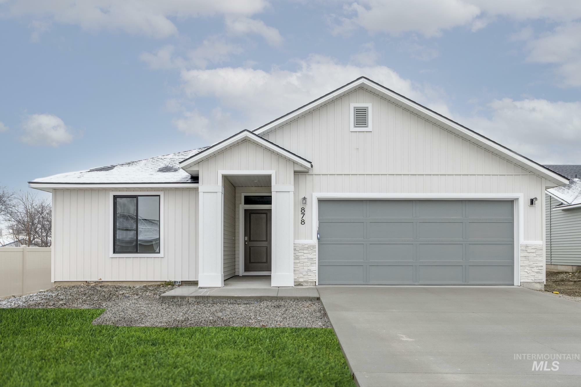 Property Photo: 878 W Jasper St ID 83617