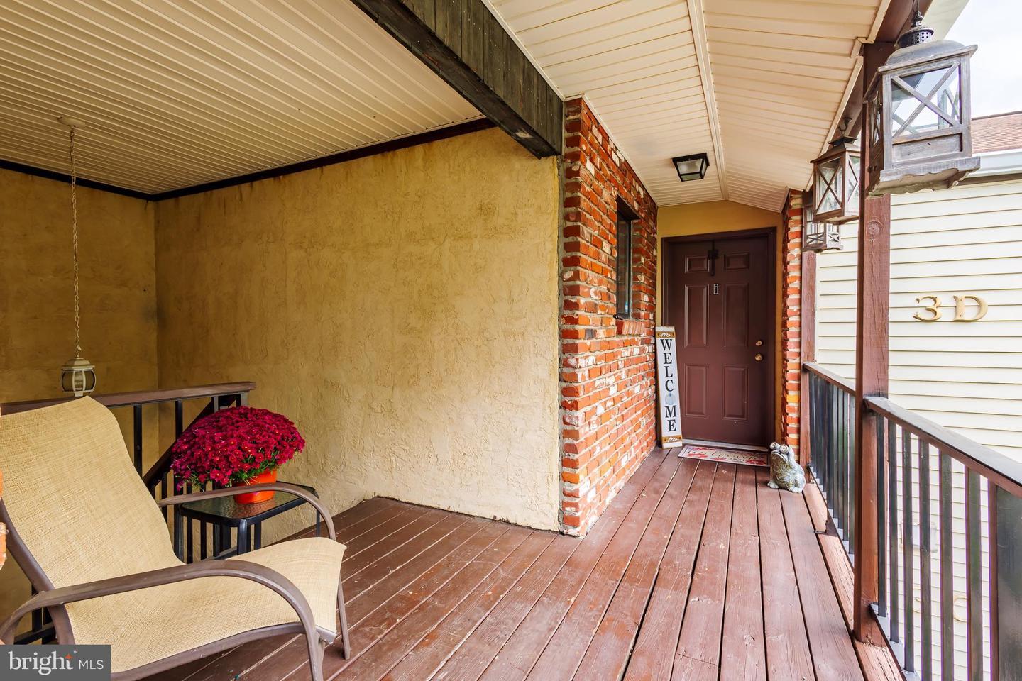 Property Photo: 40 Tansboro Road 3D NJ 08009