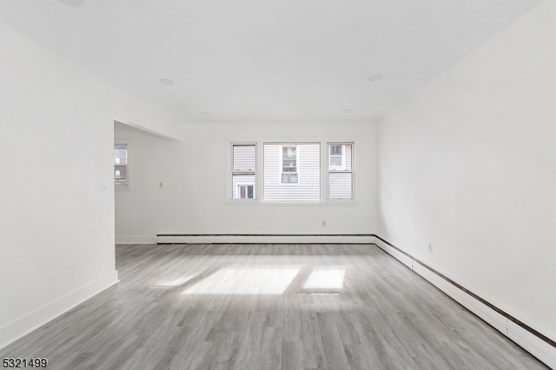 Property Photo:  86 Chestnut St 4  NJ 07070 