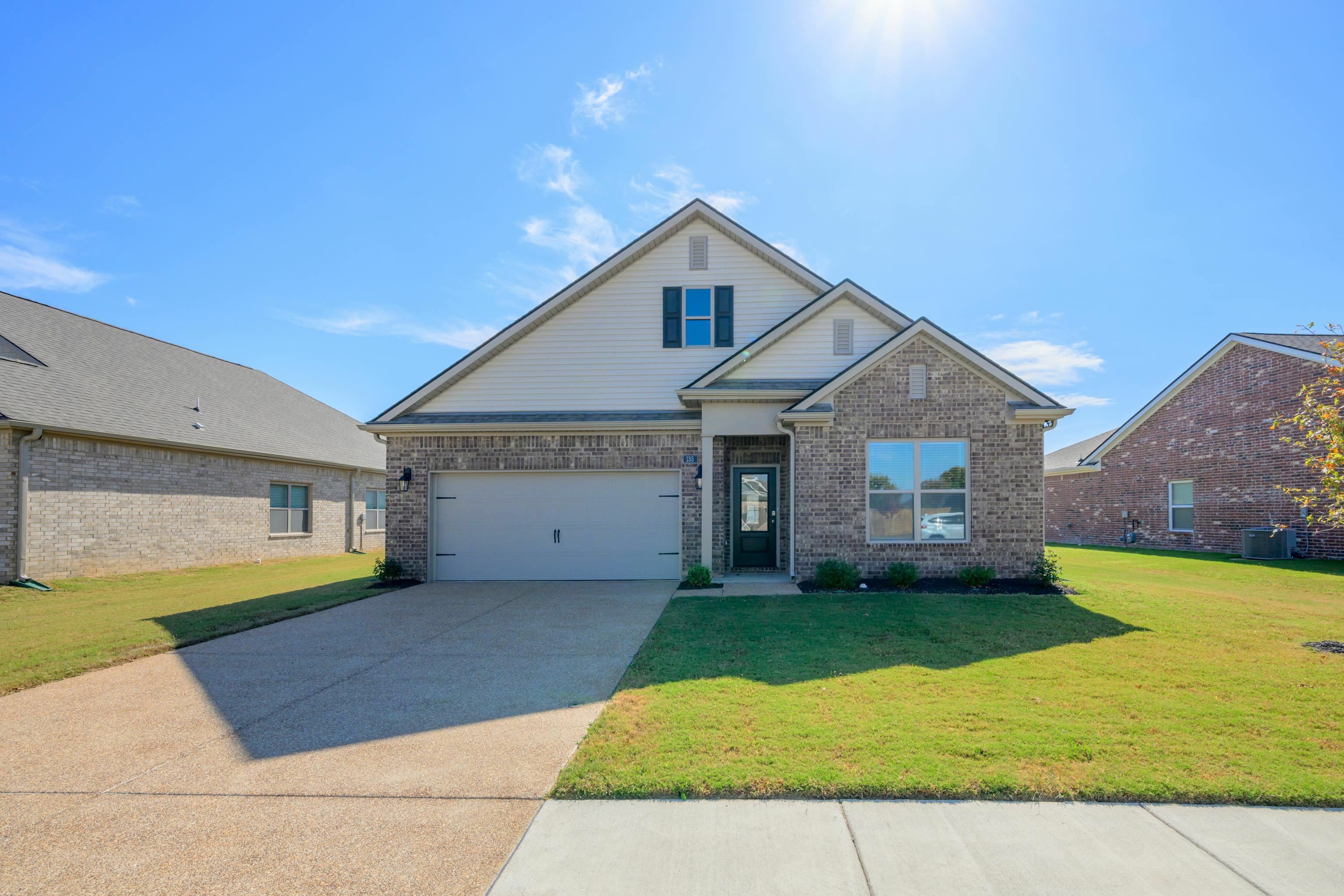 Property Photo:  135 Daisy Dr  TN 38068 