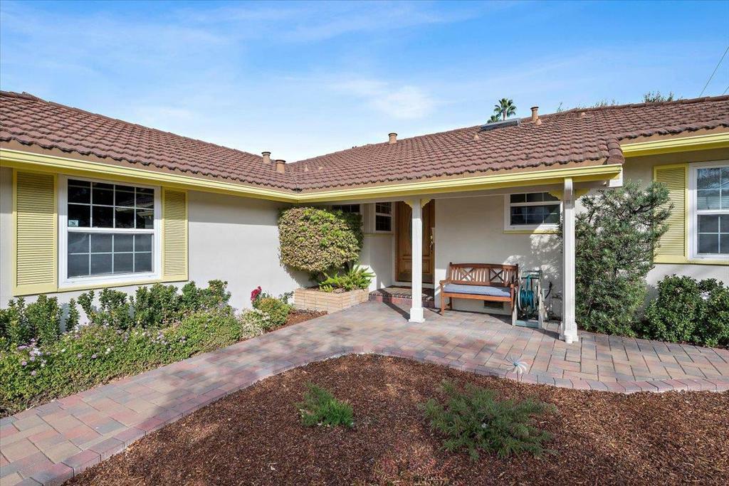 Property Photo:  5594 Bobbywood Avenue  CA 95124 