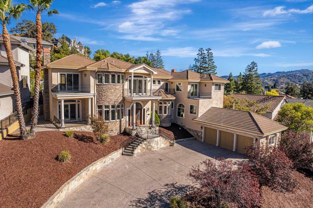 Property Photo: 7076 Kindra Hill Drive CA 95120