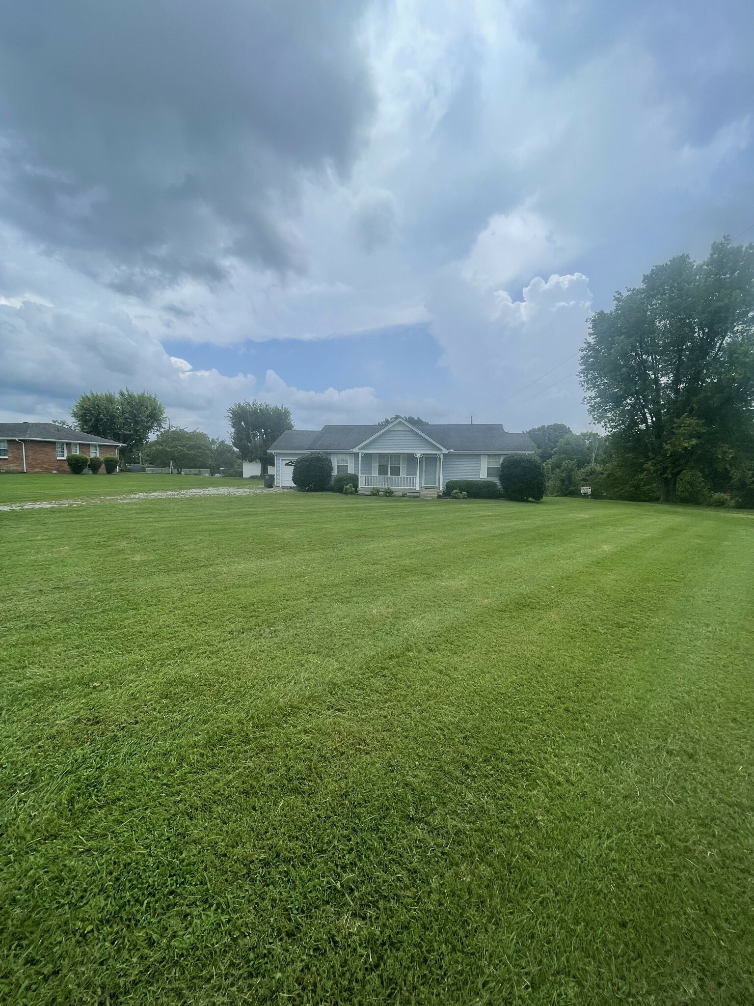 Property Photo:  310 Galen Rd  TN 37083 