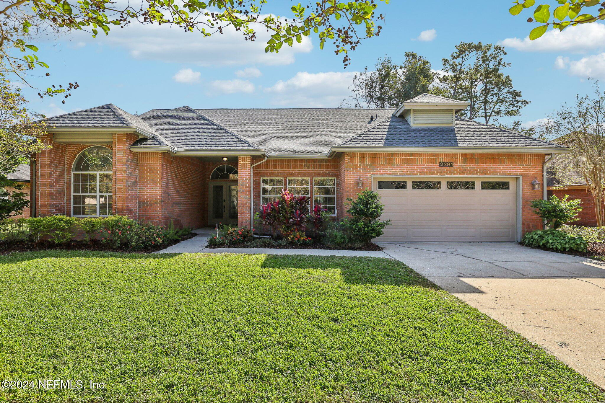 Property Photo:  2381 Covington Creek Circle W  FL 32224 