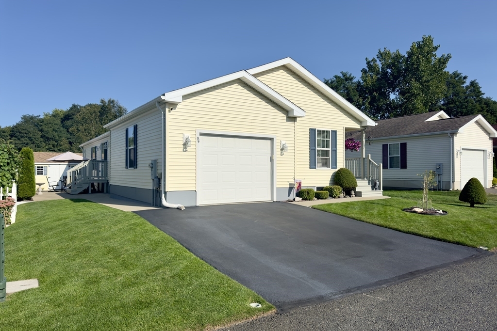 Property Photo:  94 Sunrise Lane  MA 01020 