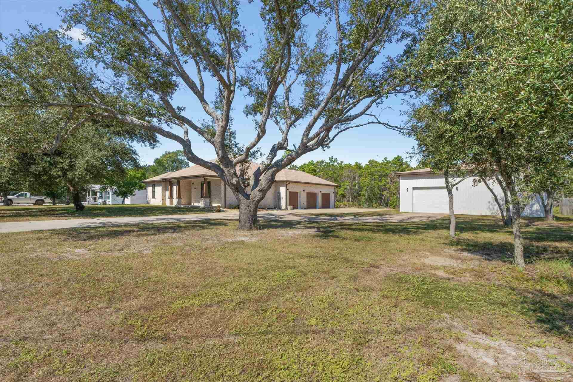 Property Photo:  5400 Harmony Ln  FL 32563 