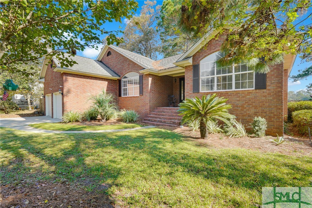 Property Photo:  39 Angel Oaks Drive  GA 31410 