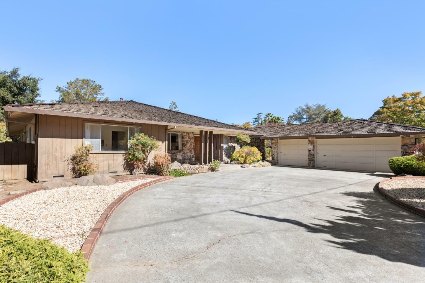 667 Mills Avenue  Los Altos CA 94022 photo