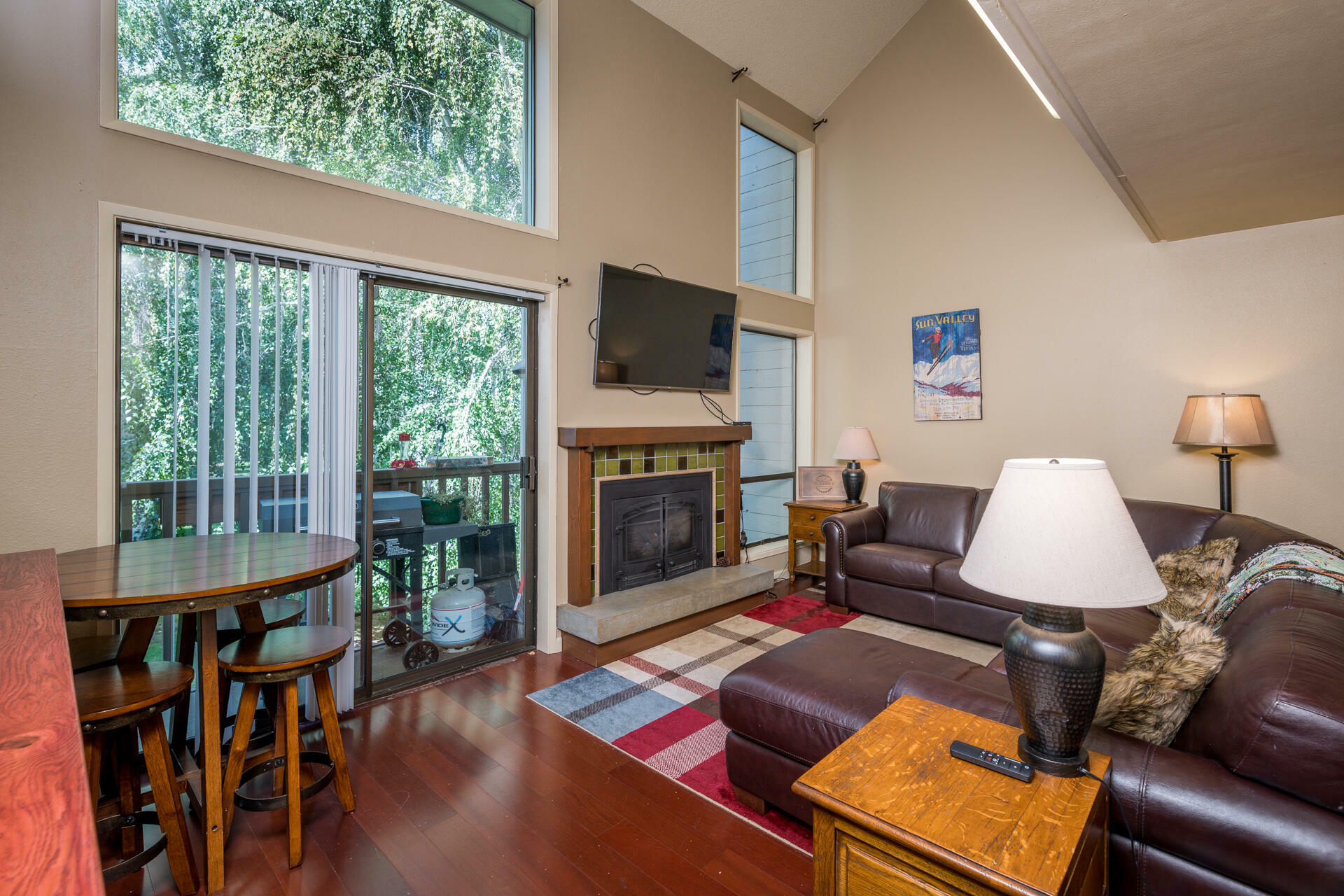 Property Photo:  2422 Indian Springs Condo Dr 2422  ID 83353 