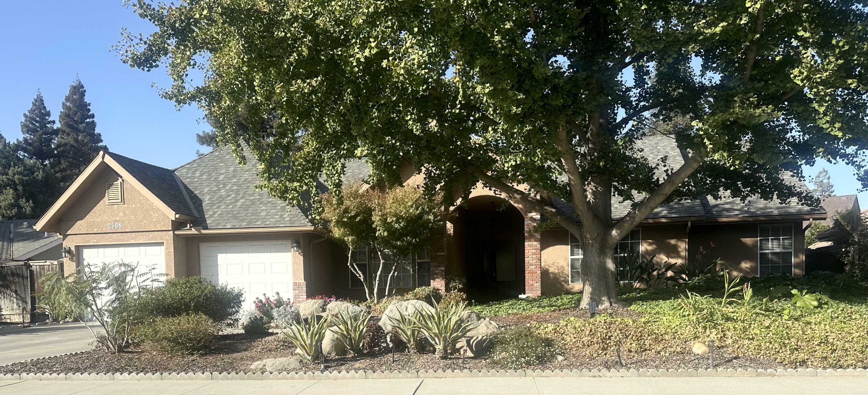 2508 E Princeton Avenue  Visalia CA 93292 photo