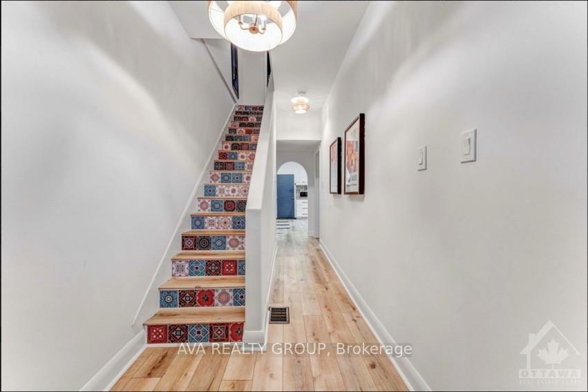 Property Photo: 237 Nepean Street ON K2P 0B7