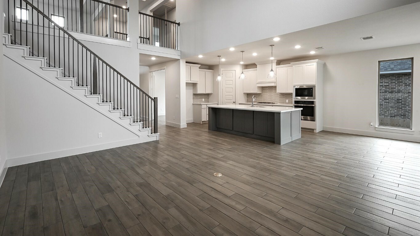 Property Photo: 517 Cyrus Milton Drive TX 78610