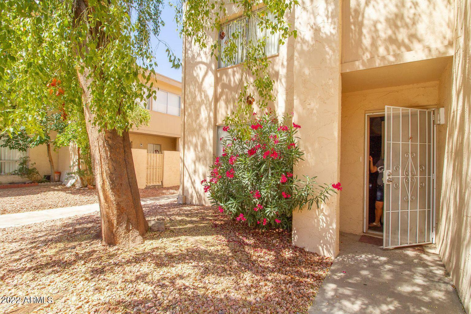 Property Photo:  3520 W Dunlap Avenue 105  AZ 85051 