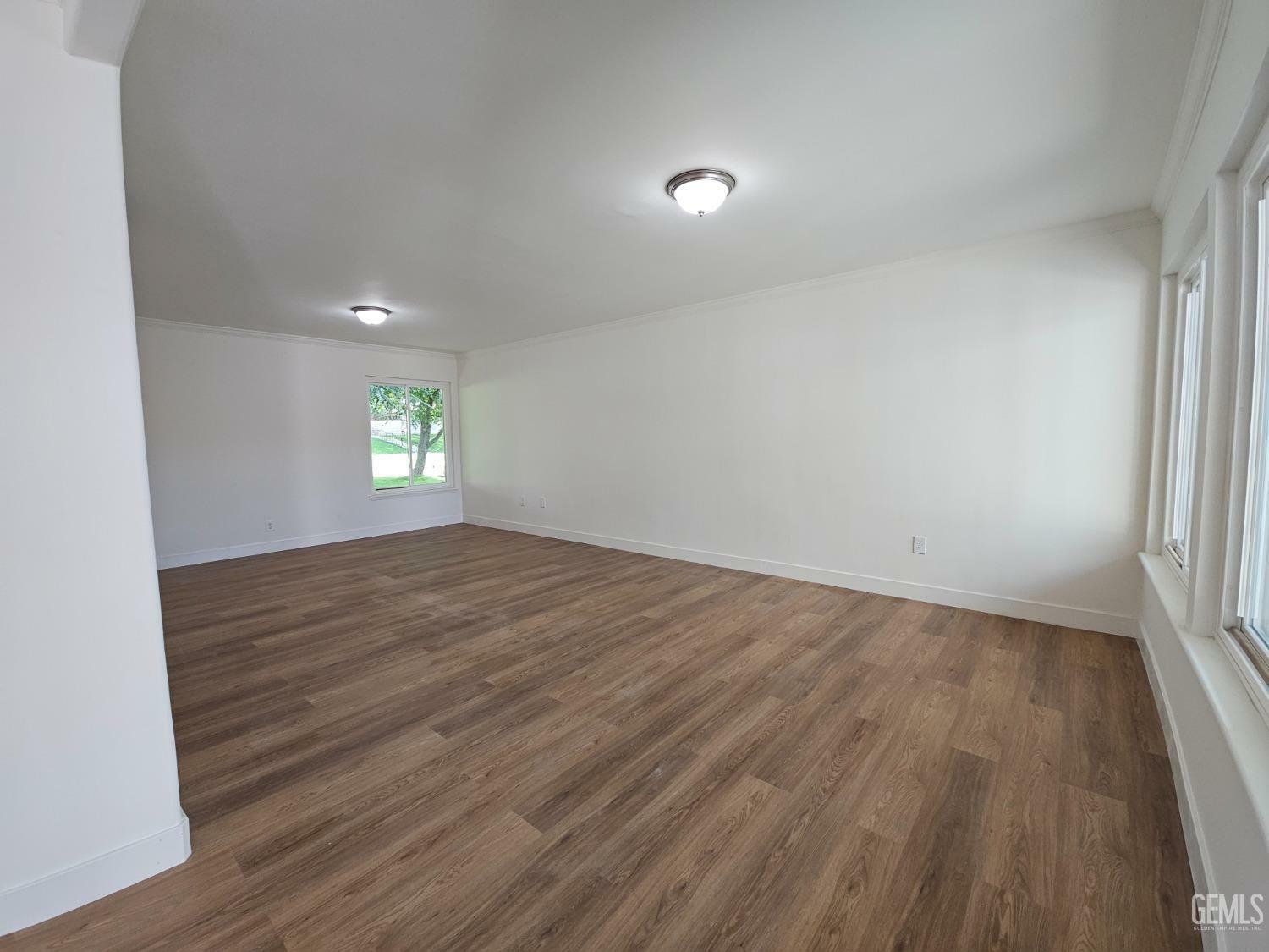 Property Photo:  3915 Noel Place  CA 93306 