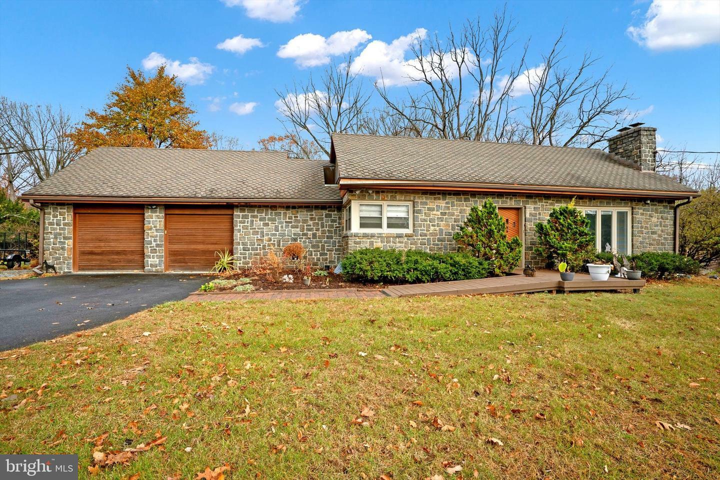 Property Photo:  215 McCoy Lane  PA 19533 