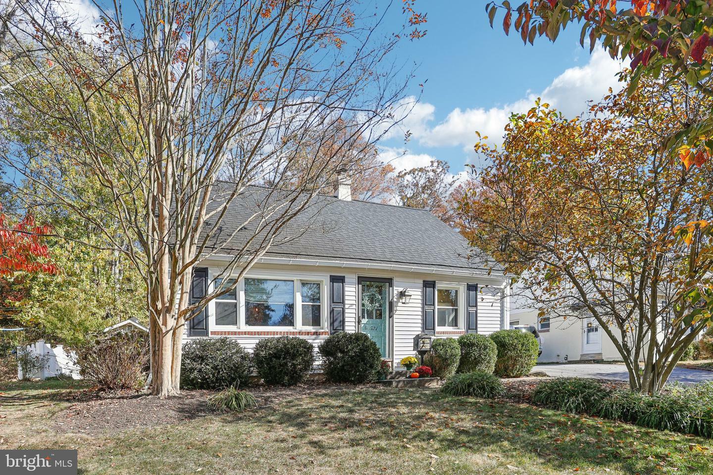 Property Photo:  521 Hillside Drive  PA 19380 