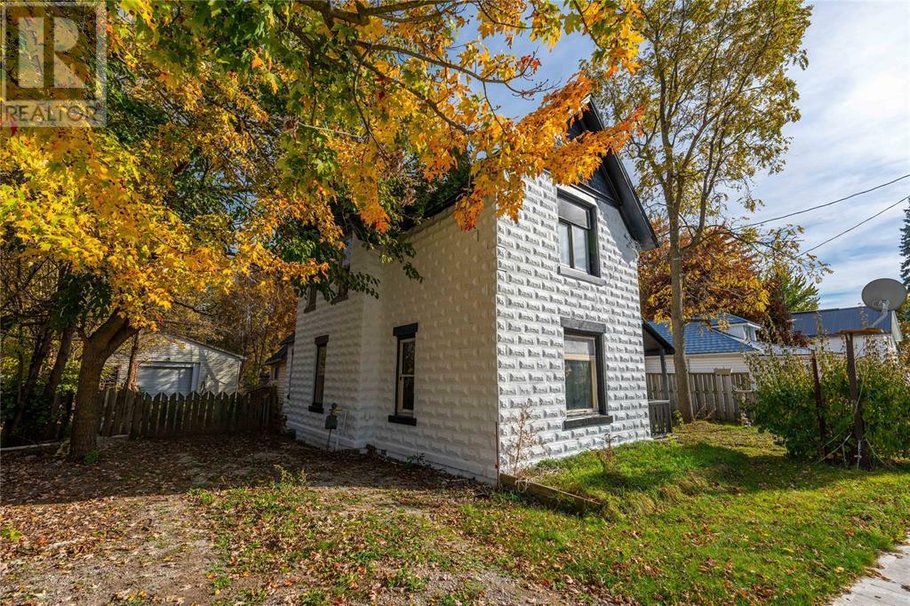 Property Photo:  3504 St. Clair Parkway  ON N0P 2H0 