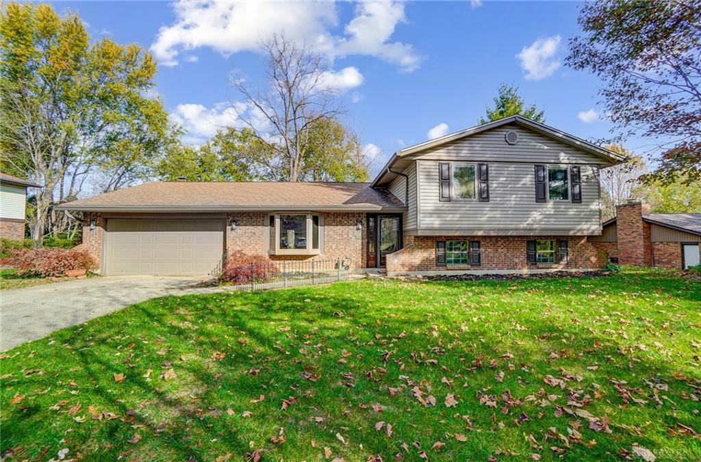 3770 Frostwood Drive  Beavercreek OH 45430 photo