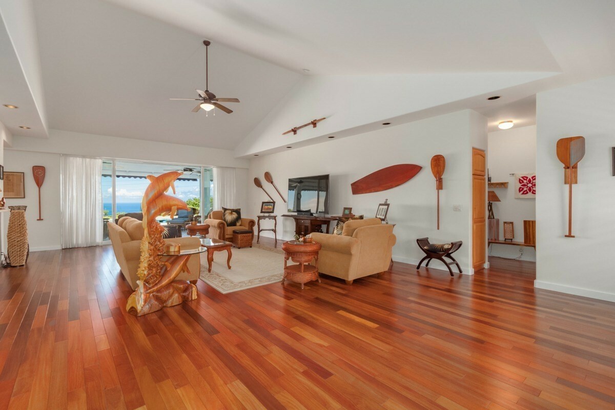 Property Photo:  76-135 Kamehamalu St  HI 96740 