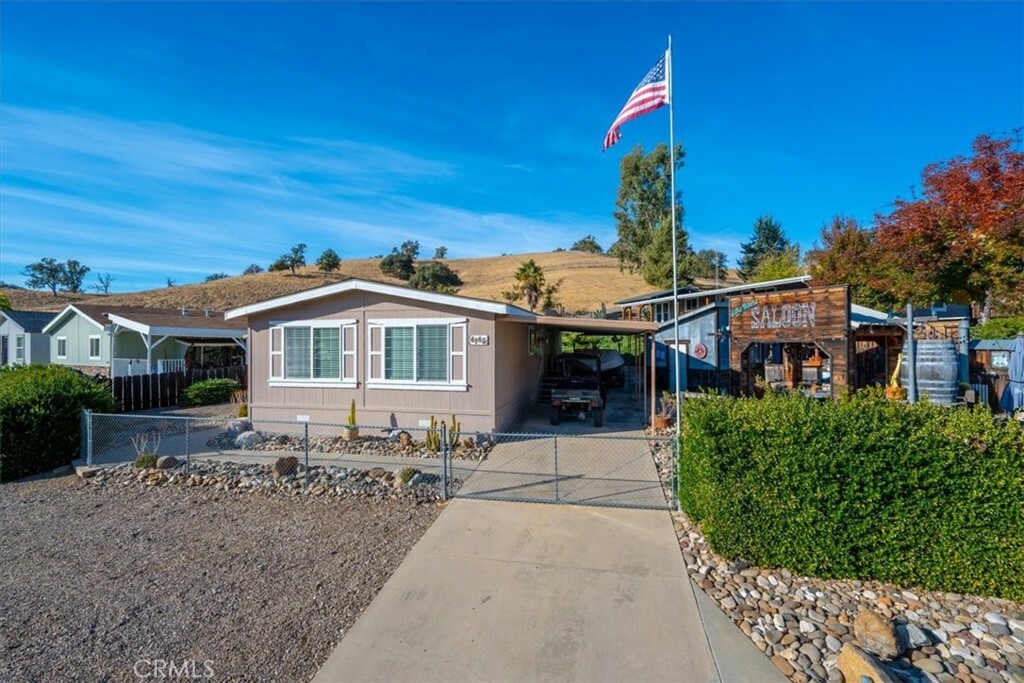 Property Photo:  4145 Longview Lane  CA 93446 