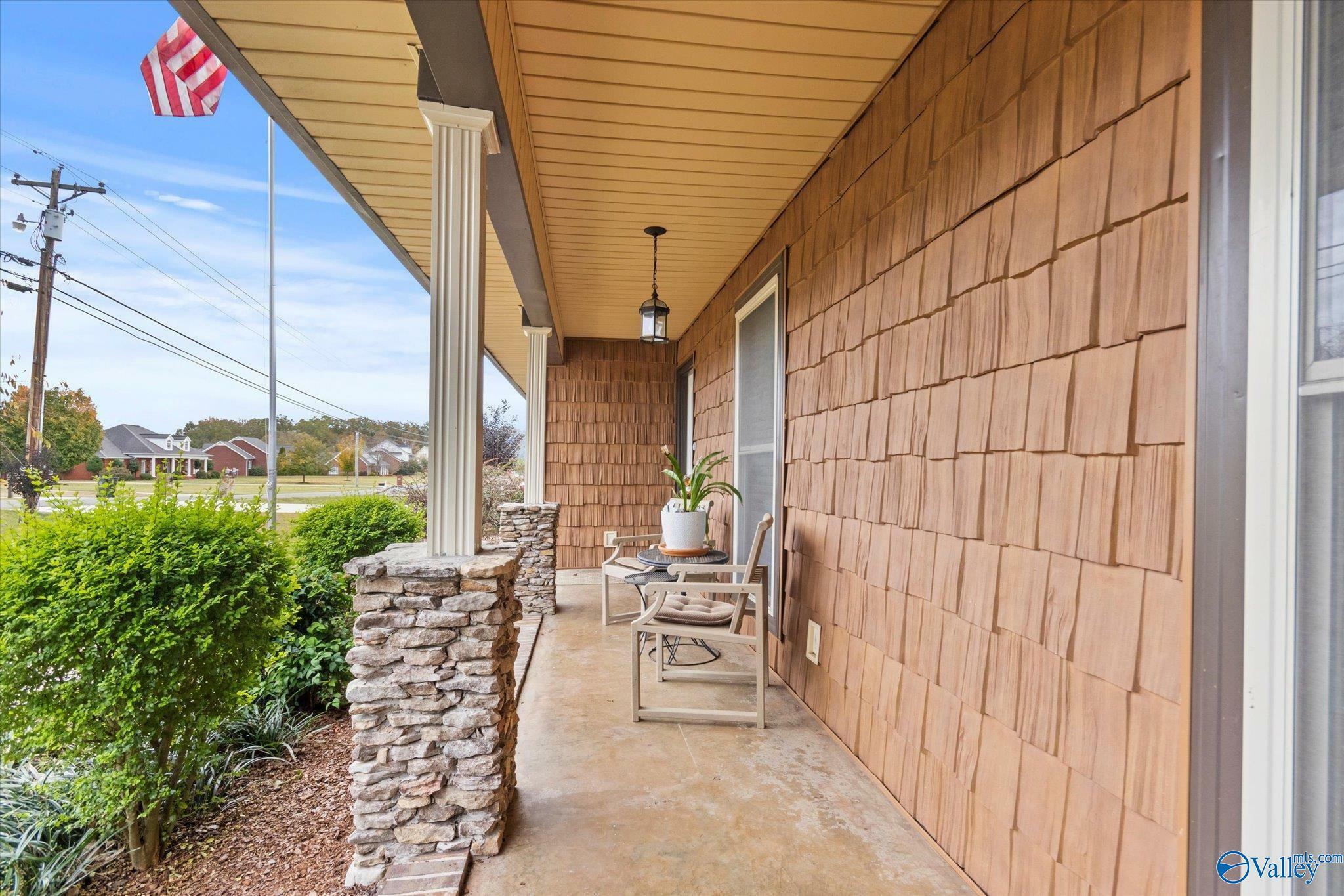Property Photo: 1707 Byron Road AL 35769