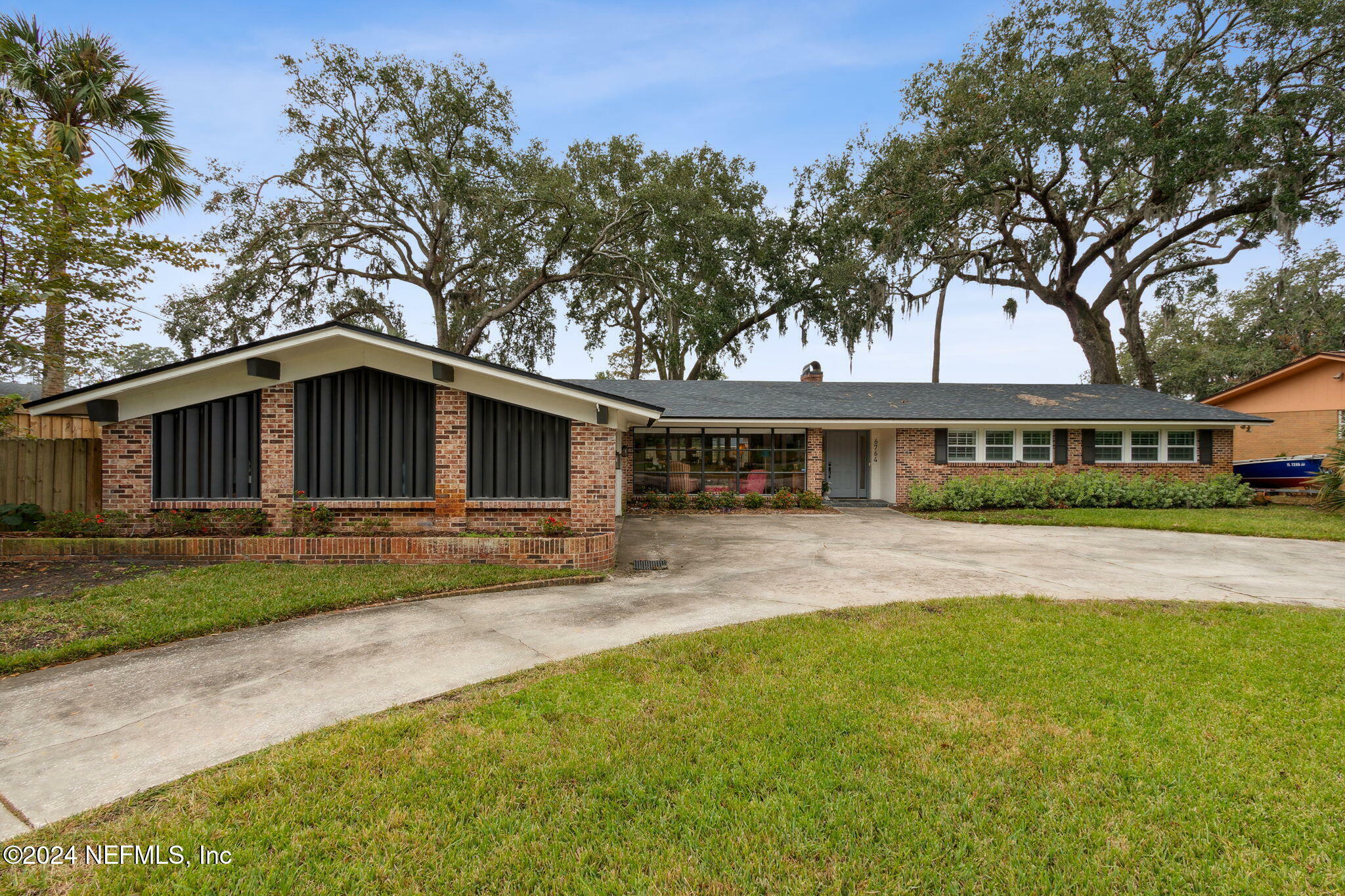 Property Photo:  6764 La Loma Drive  FL 32217 