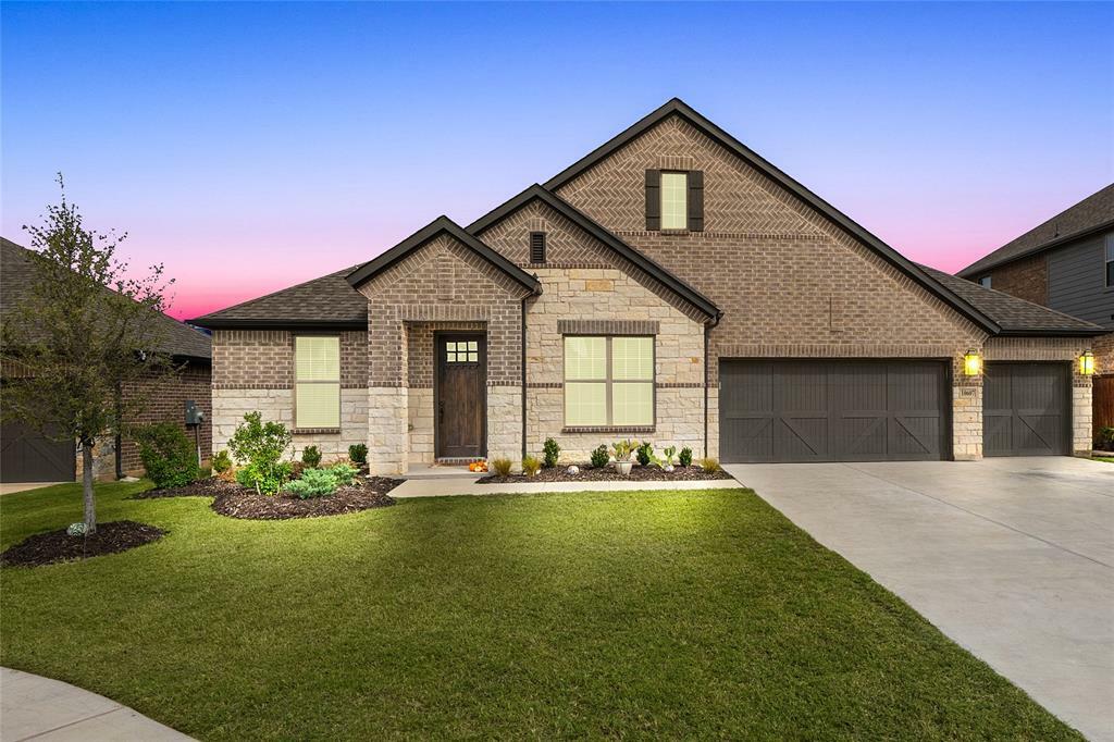 Property Photo:  10607 Smoky Oak Trail  TX 76226 