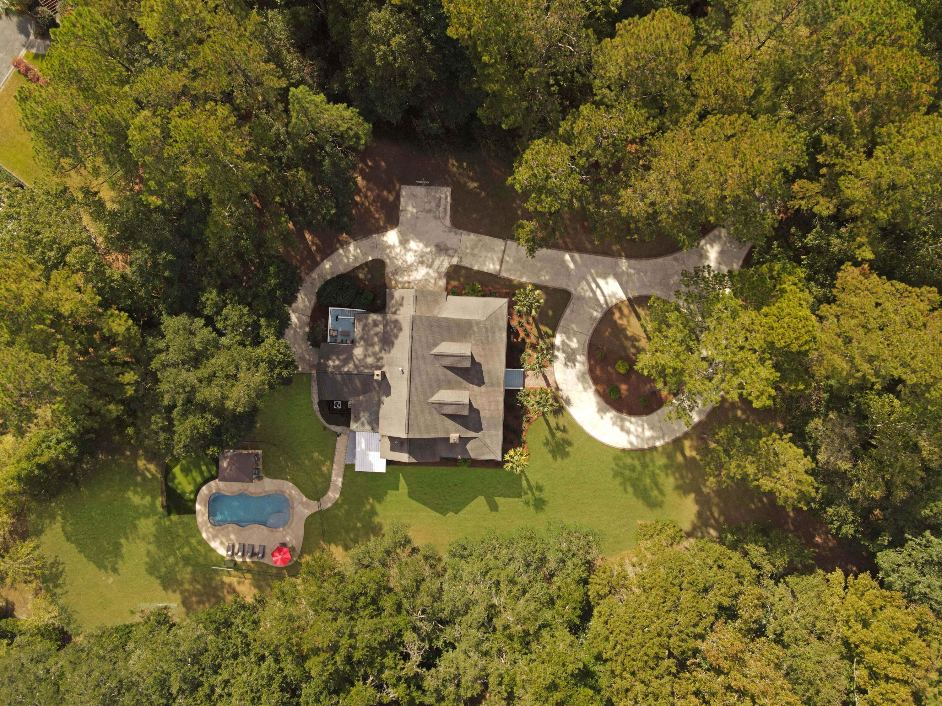 Property Photo:  102 Flud Street  SC 29483 