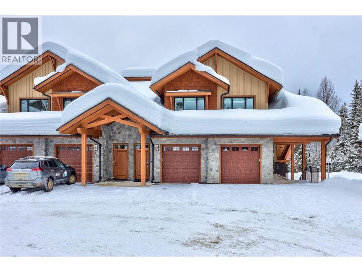 7005 McGillivray Lake Drive 1 — photo 1