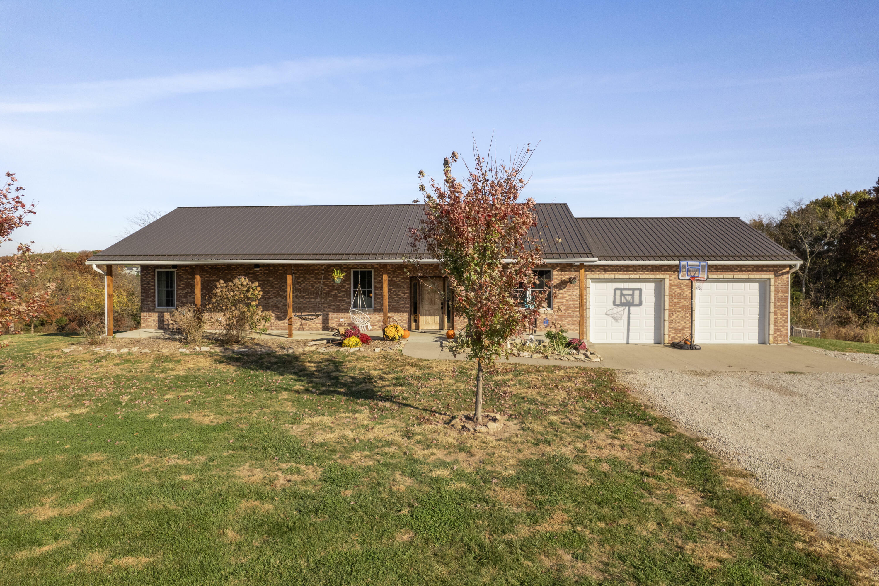 Property Photo:  5752 County Road 480  MO 65080 