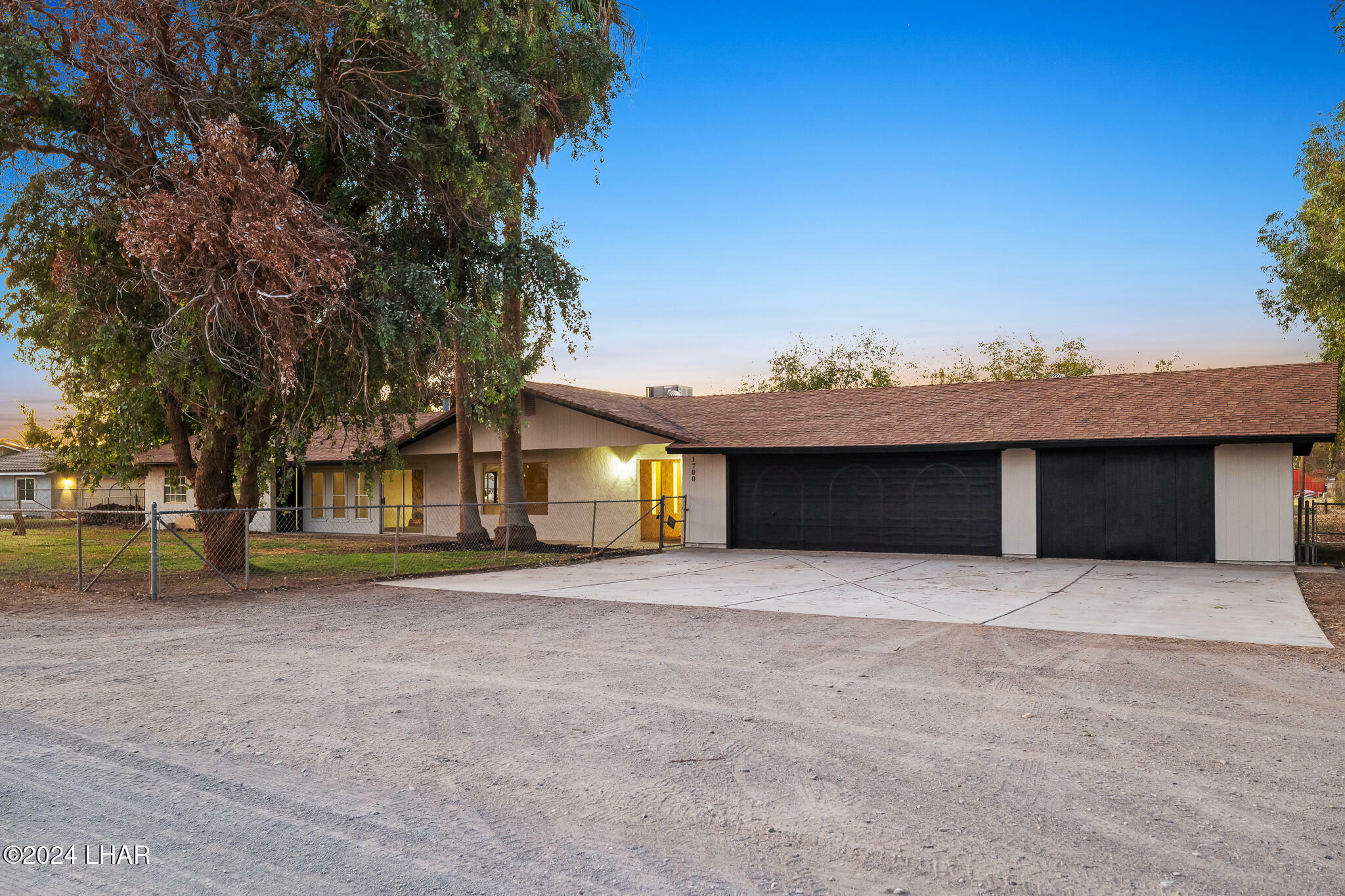 Property Photo:  1700 Poplar Dr  AZ 86440 