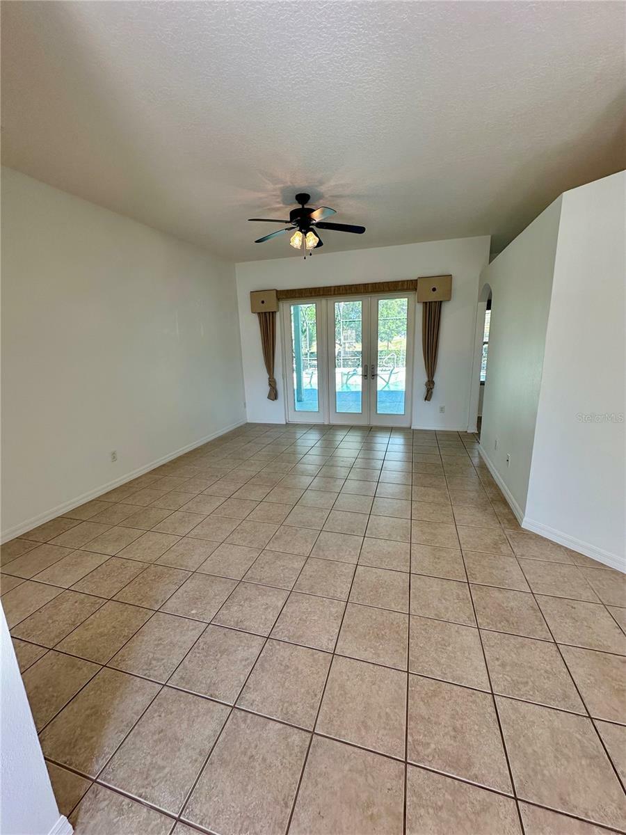Property Photo: 24124 Robinwood Street FL 34748
