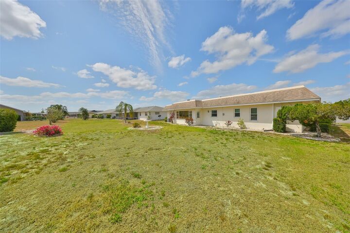 Property Photo:  1529 Allegheny Drive  FL 33573 