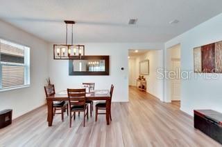 Property Photo:  404 Darcy Bluff Place  FL 33594 