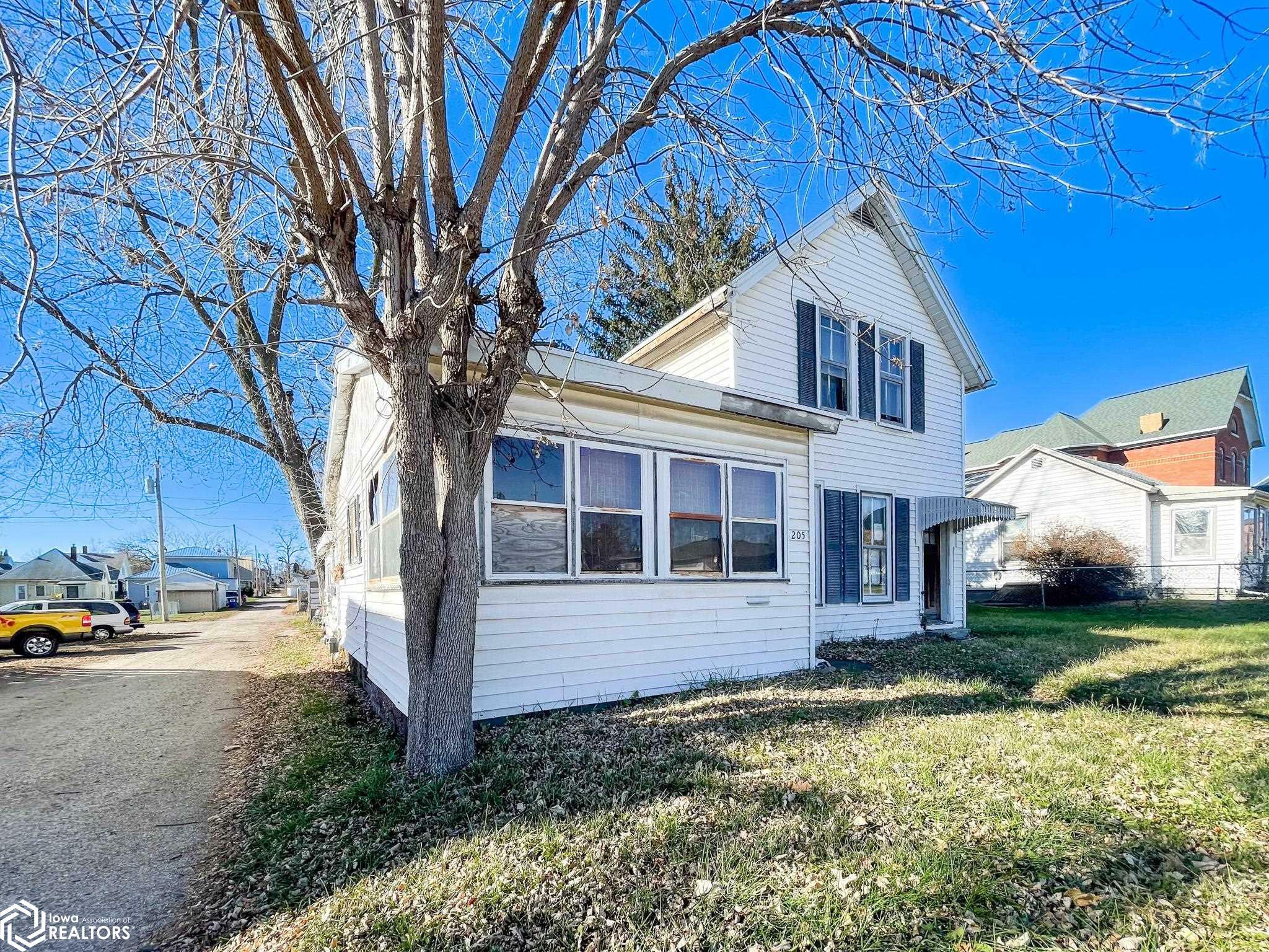 Property Photo:  205 S 3rd Street  IA 50158 