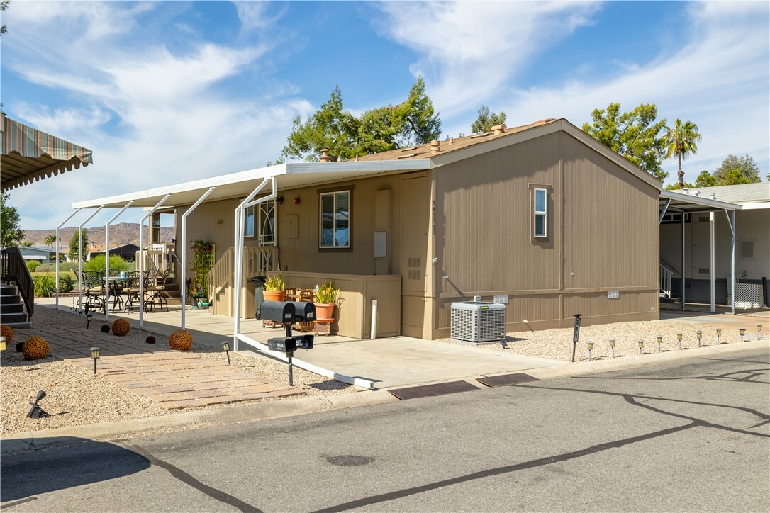 Property Photo:  5001 W Florida Avenue 211  CA 92545 