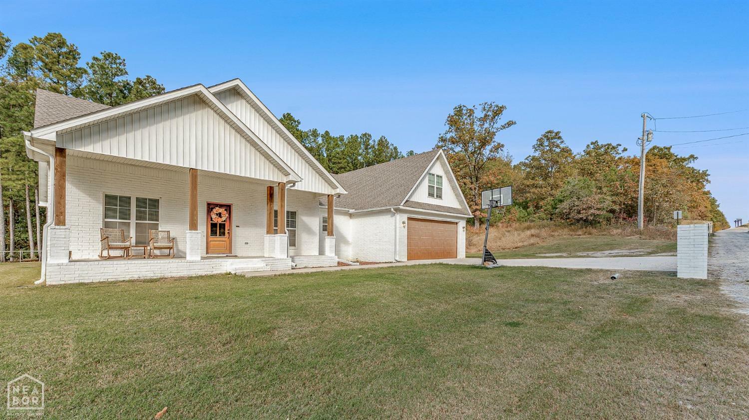 Property Photo:  174 County Road 461  AR 72404 