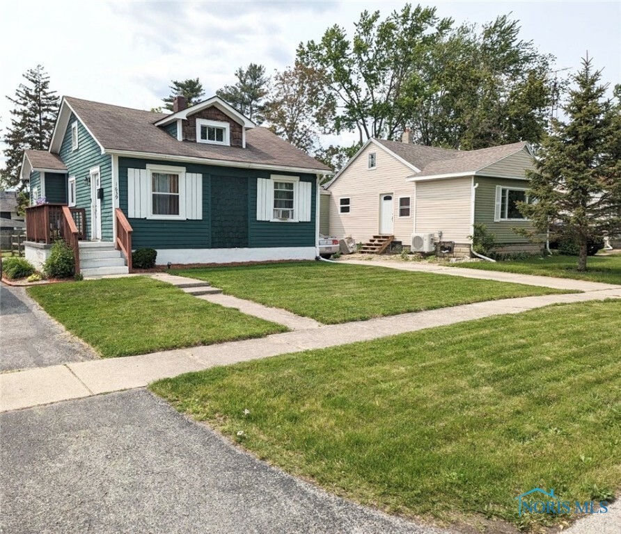 Property Photo: 1639 Krieger Drive OH 43615
