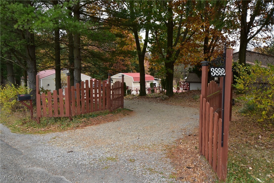 Property Photo:  3892 Bunker Hill Road  OH 44431 